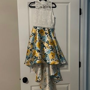 Nice girls dress for recital or formal event. Size 10